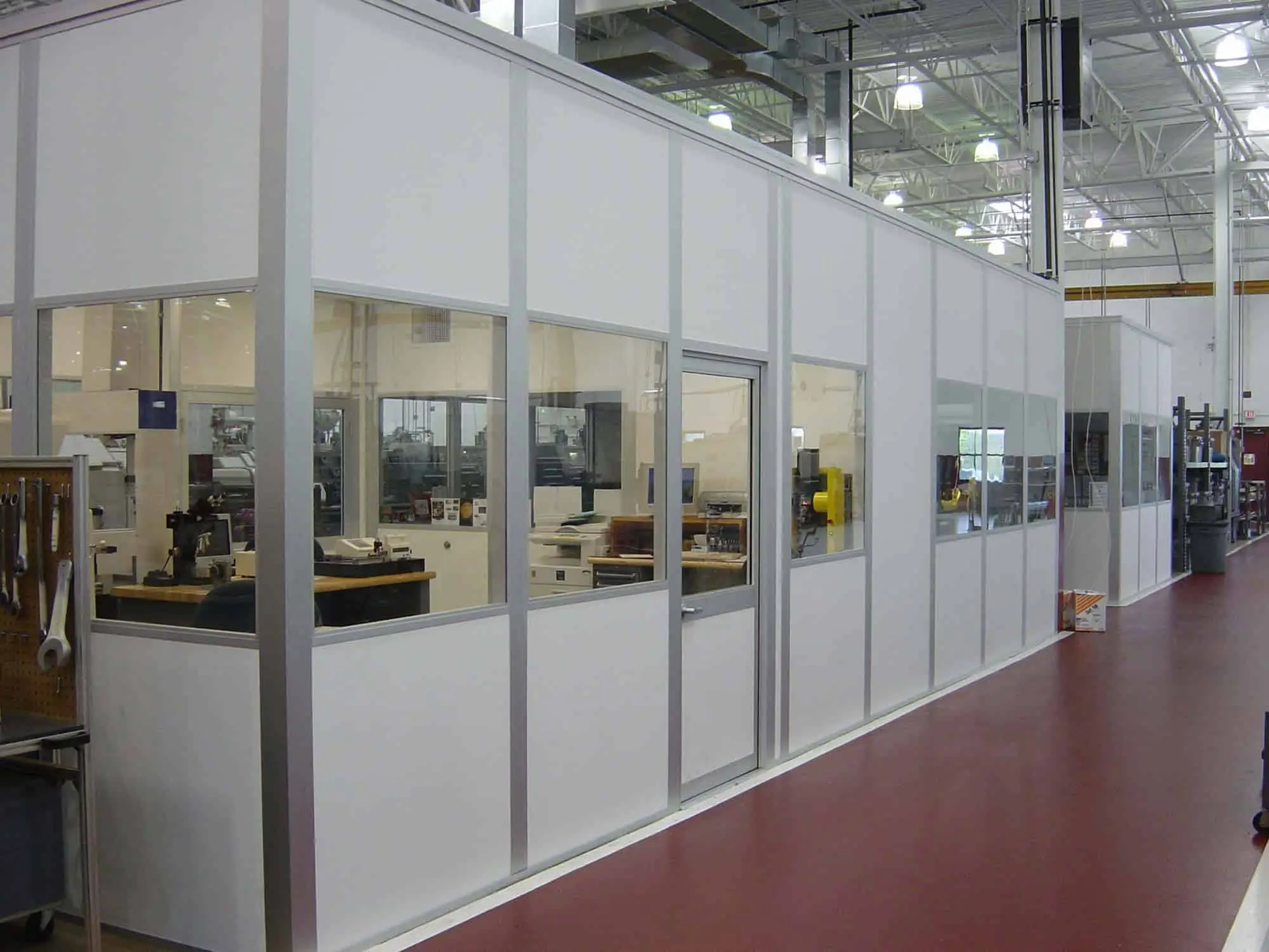 Modular inplant office inside warehouse floor